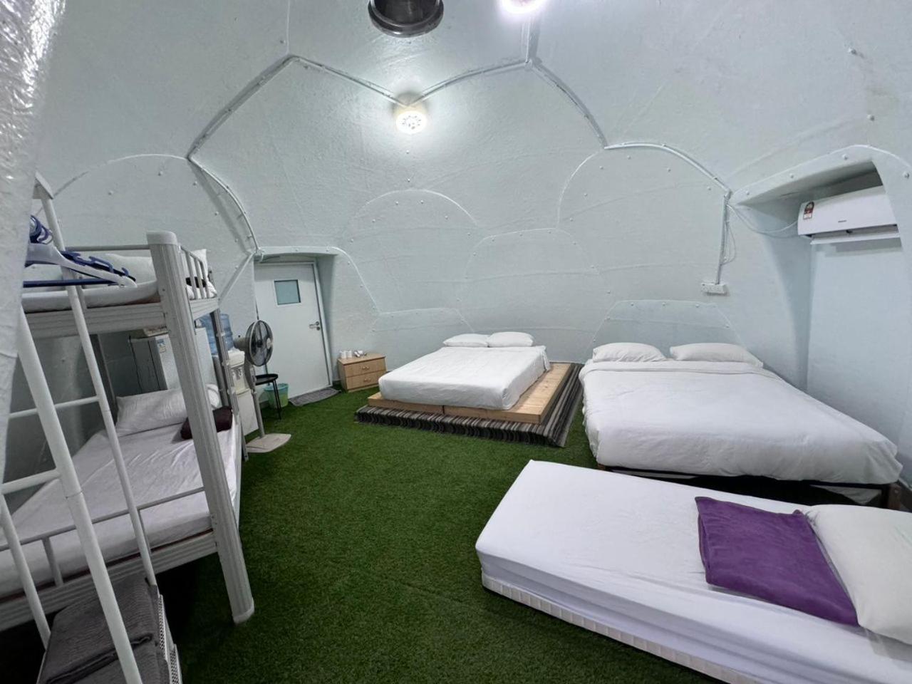 Genting Greenwoods Tiny Houses & Events Hall 겐팅 하일랜드 외부 사진